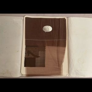 NWT 1950s Archer Nylon Stockings